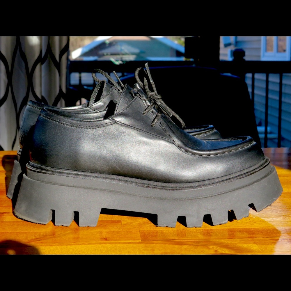 Aloha Tycoon Loafers, Black leather, size 9, worn once
